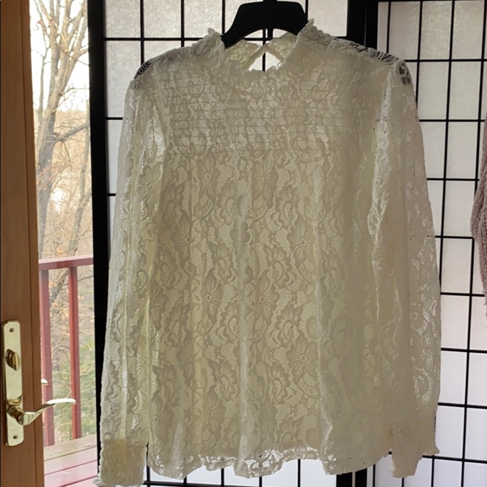 Lace long sleeve blouse